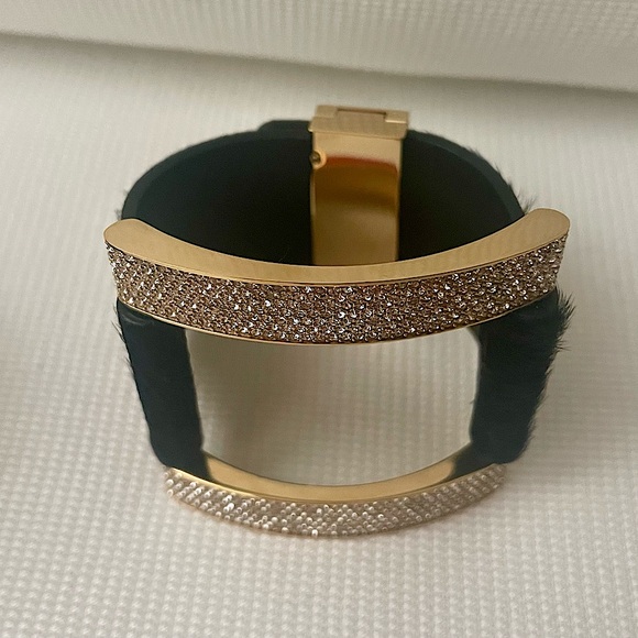 EUC HENRI BENDEL WHITE RHINESTONE CUFF & BUCKLE BRACELET - Picture 3 of 10